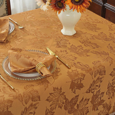 SASTYBALE indoor-outdoor fall occasions ambience.