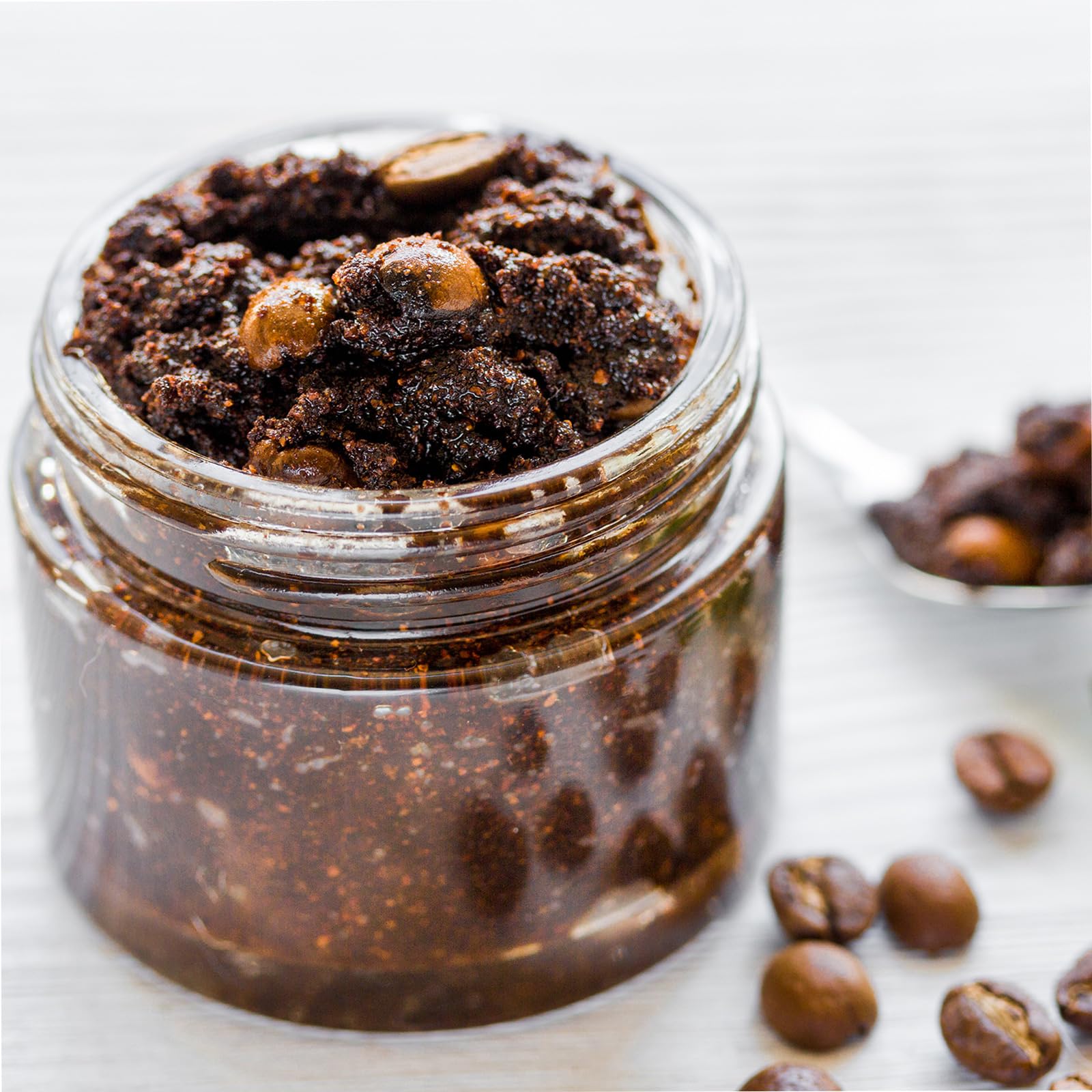 SATINIOR travel-friendly jars reduce spills while on the go