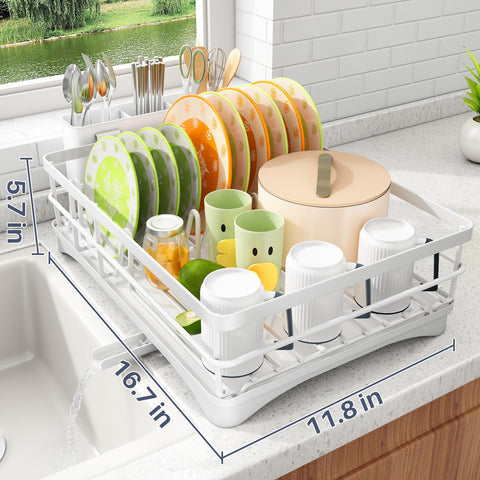 SayZH rustproof metal construction resists deformation in a busy kitchen