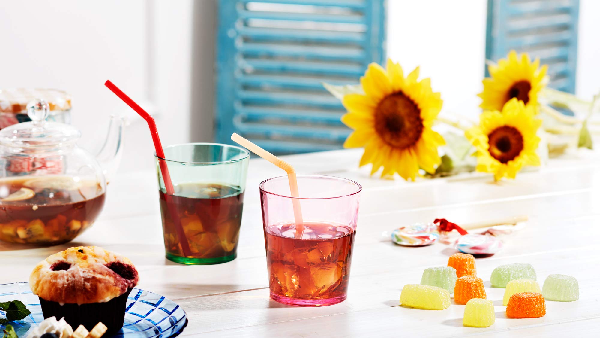 SCANDINOVIA gift ready glass set suitable for housewarmings and weddings.