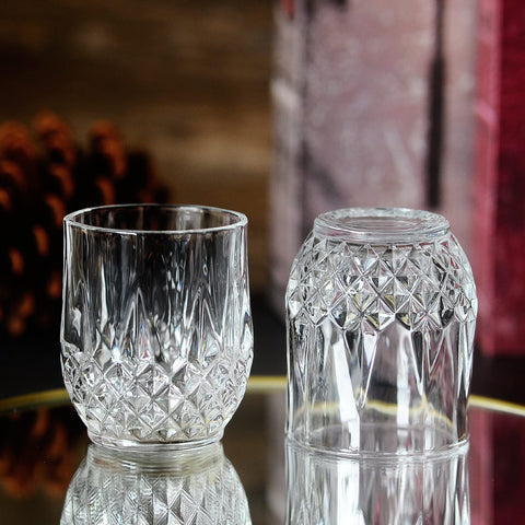 Sdatook snifter-style 3oz glass ideal for cocktails and shots.