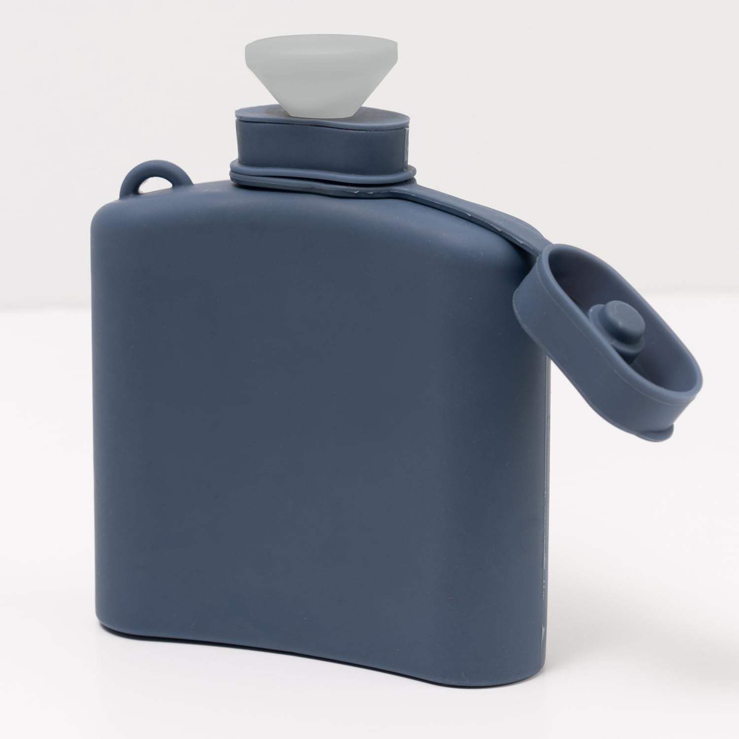 Secret Swig leak-proof seal keeps beverages secure during travel.