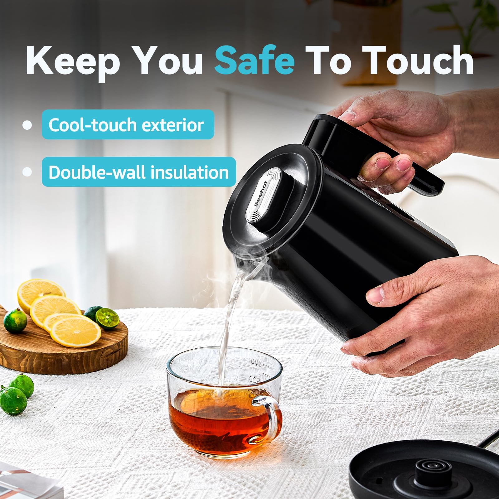 Seehot silicone lid seal locks in heat and prevents spills.