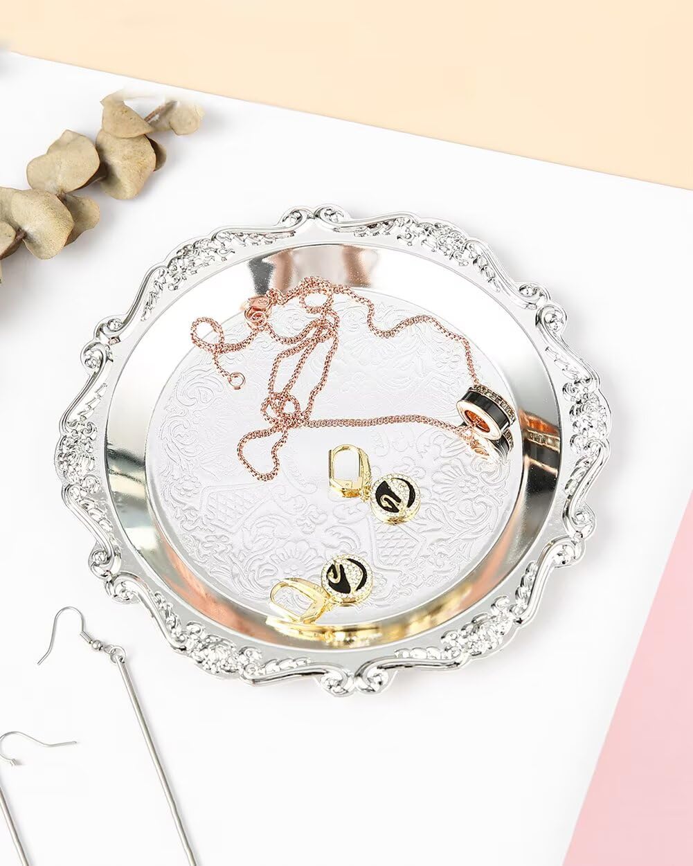 SEEK RARE small-tray for bathroom and bedroom decor.