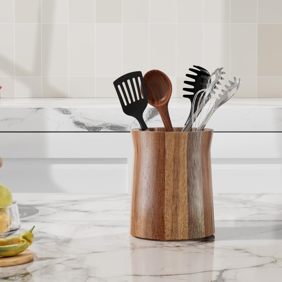 Segtenant gift-worthy utensil organizer for home chefs and cooking enthusiasts.