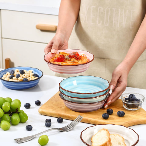 Selamica gradient color pans add festive style to desserts