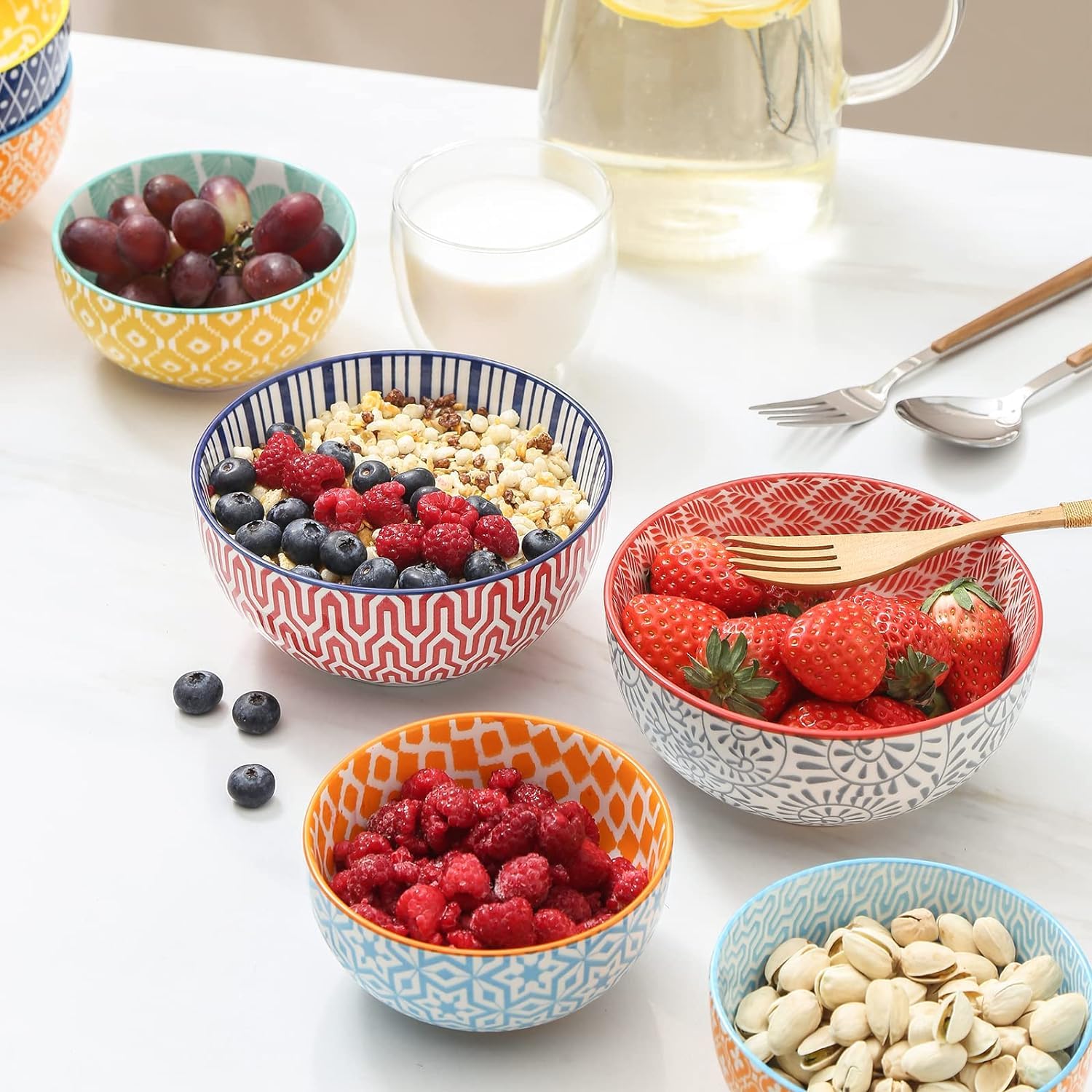 Selamica dishwasher-safe bowl for effortless cleanup after gatherings.