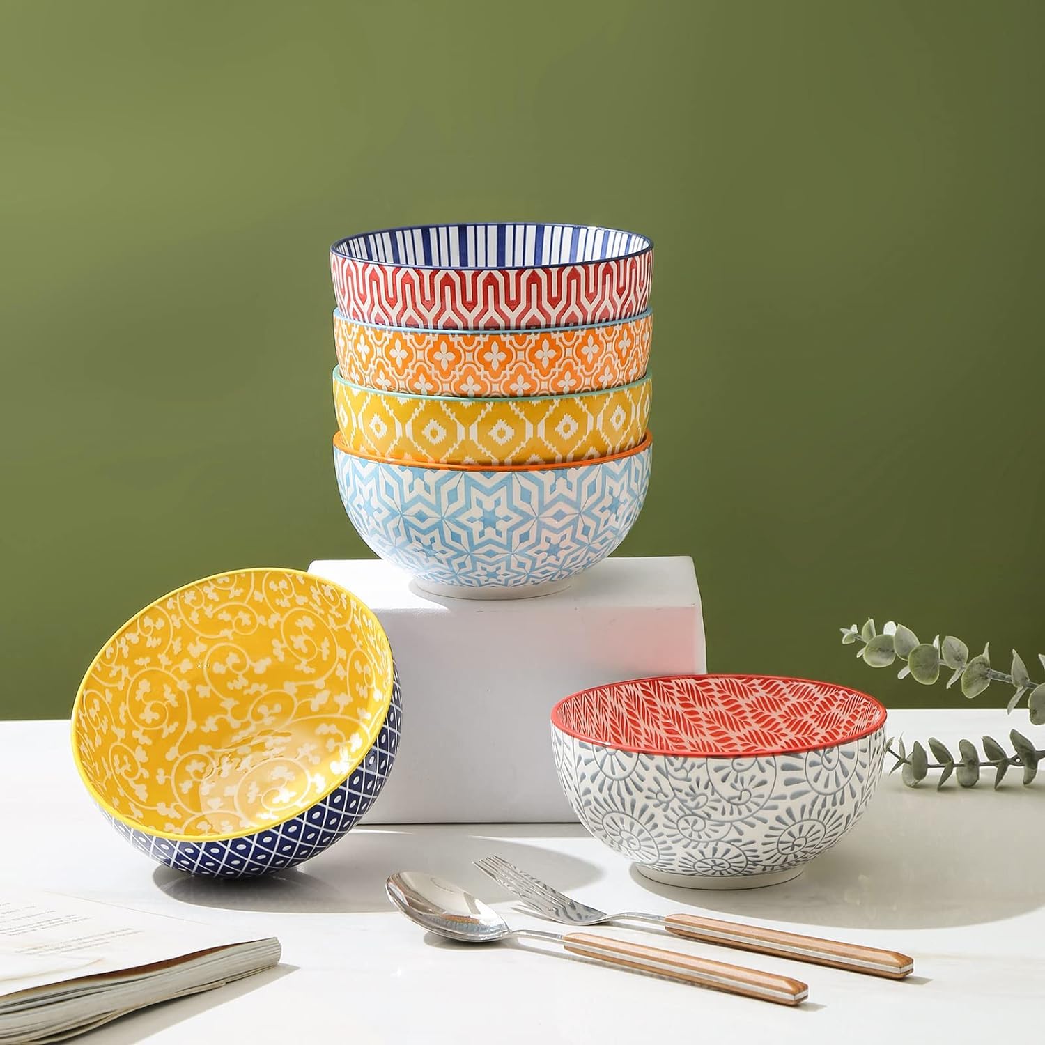 Selamica lightweight ceramic bowl that's easy to hold and durable for daily meals.