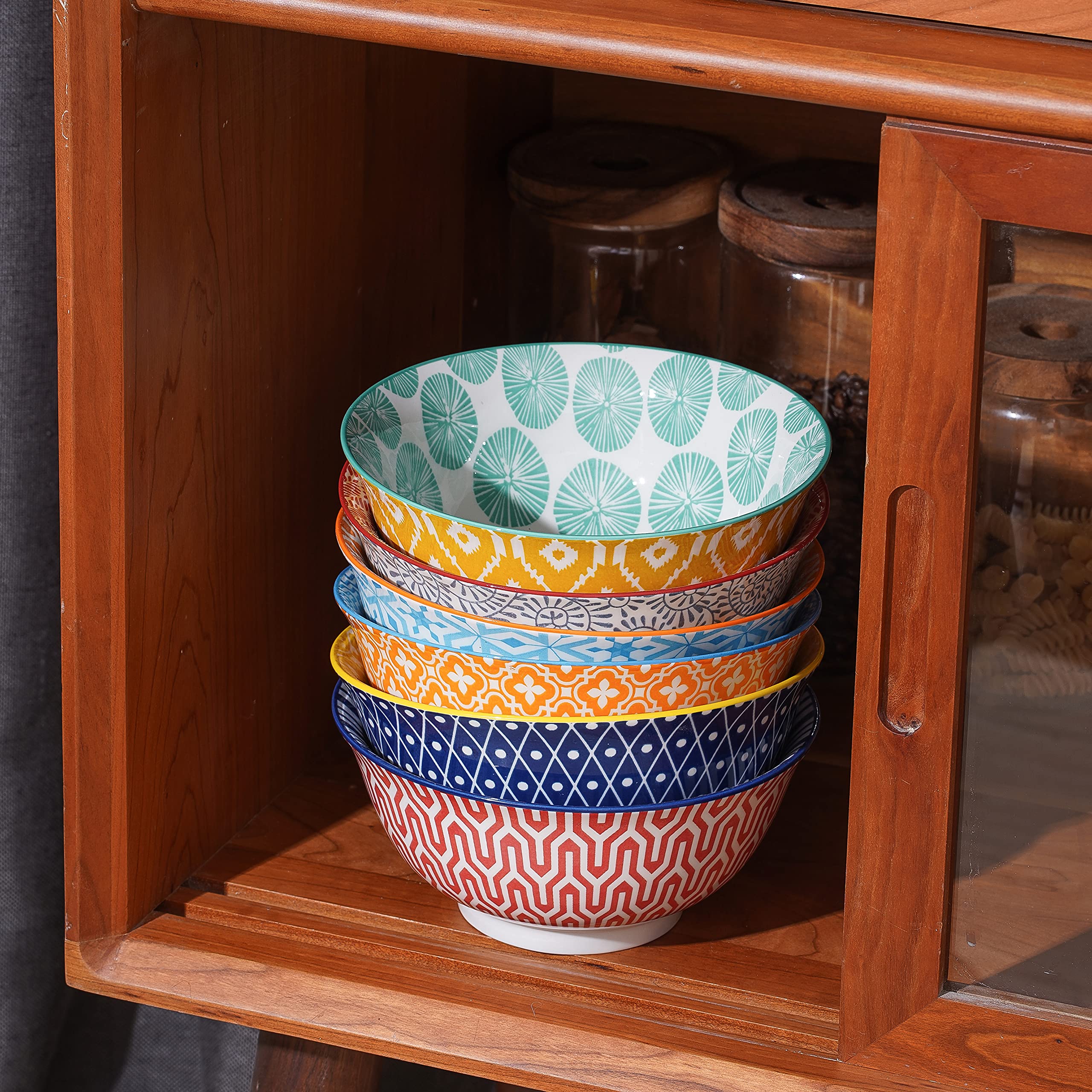 Selamica 6-pack bowls offer family-friendly versatility at gatherings.