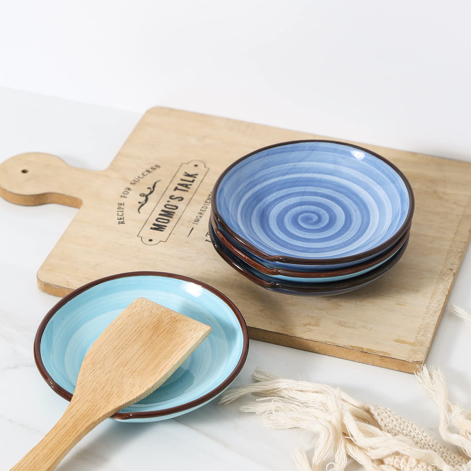 Selamica heat-resistant ceramic rest remains cool and safe to touch