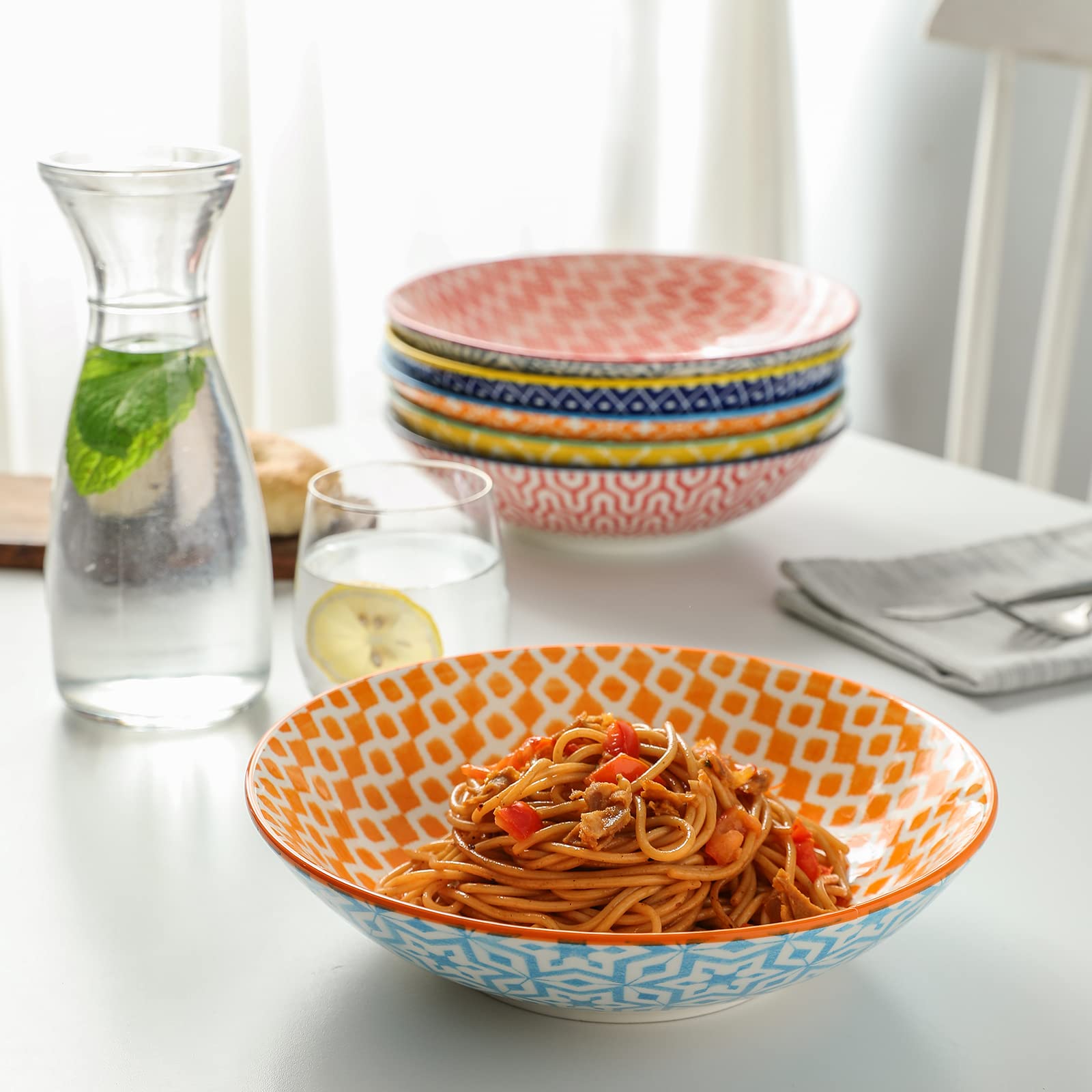 Selamica 6-piece set provides generous 40oz capacity for sharing meals.