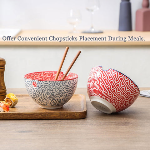 Selamica colorful exterior adds vibrant table decor while serving noodles.