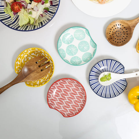 Selamica spoon rest stackable design saves drawer space and makes swapping utensils simple.
