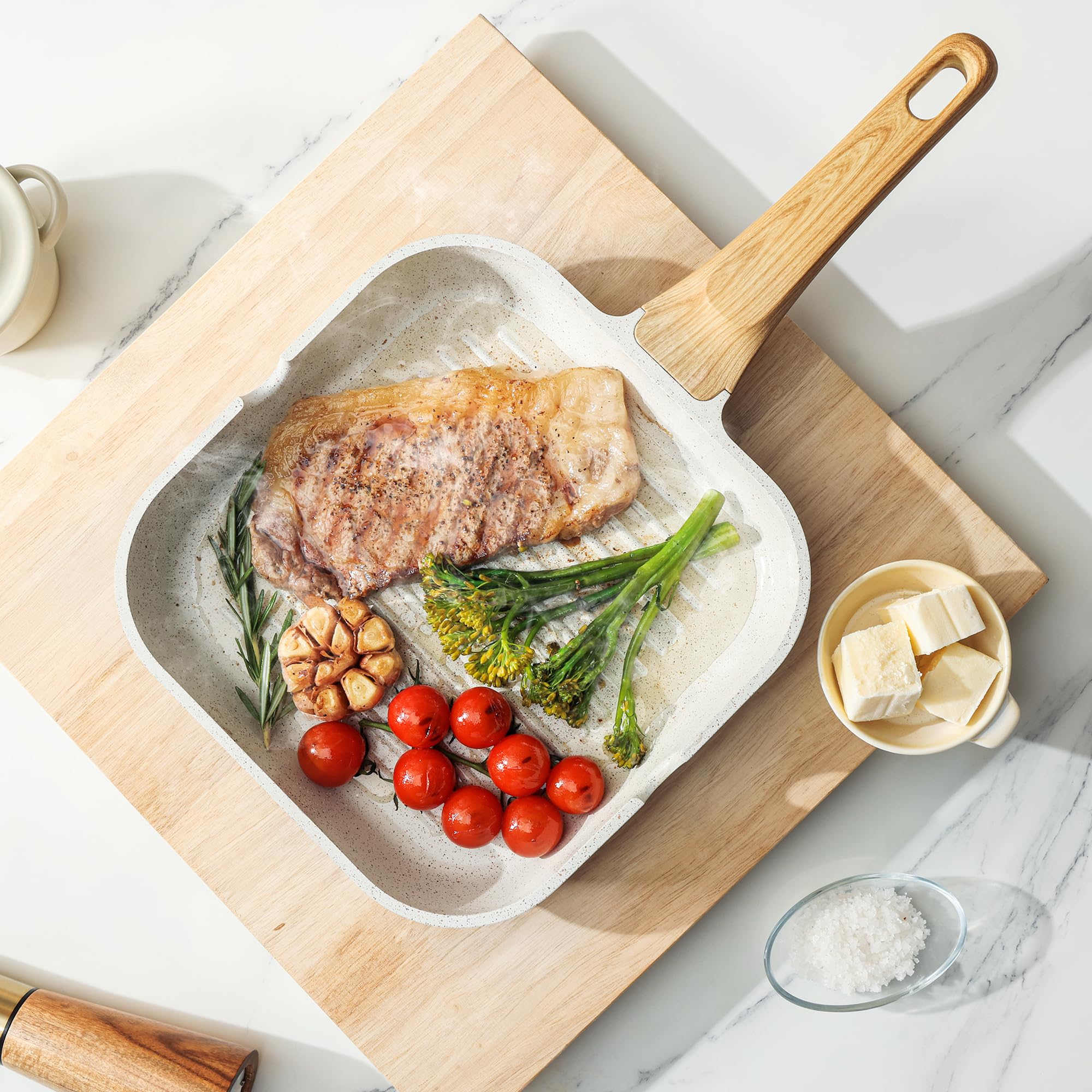 SENSARTE 11-inch square grill pan ideal for searing and grill marks