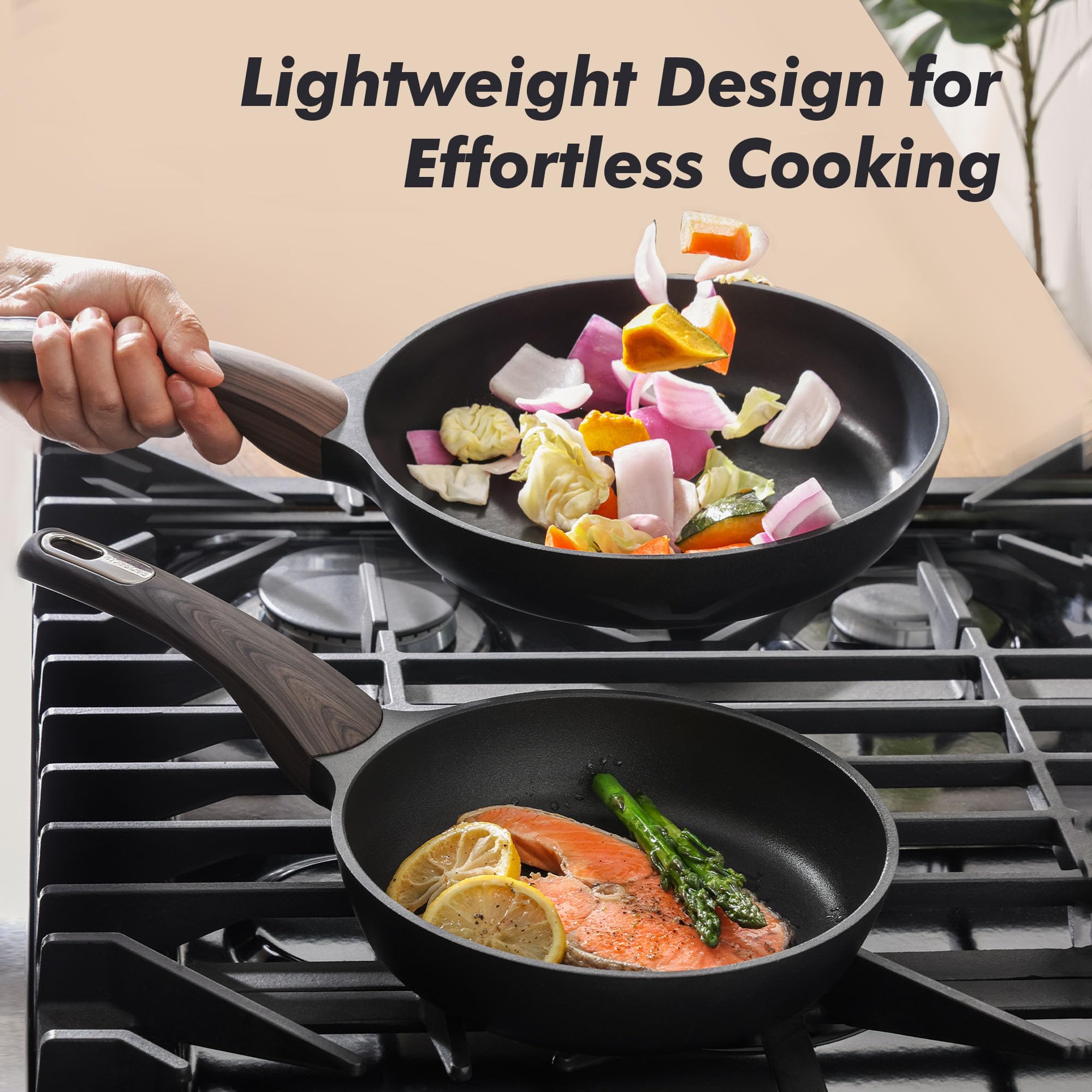 Induction-compatible SENSARTE pan base for even heating