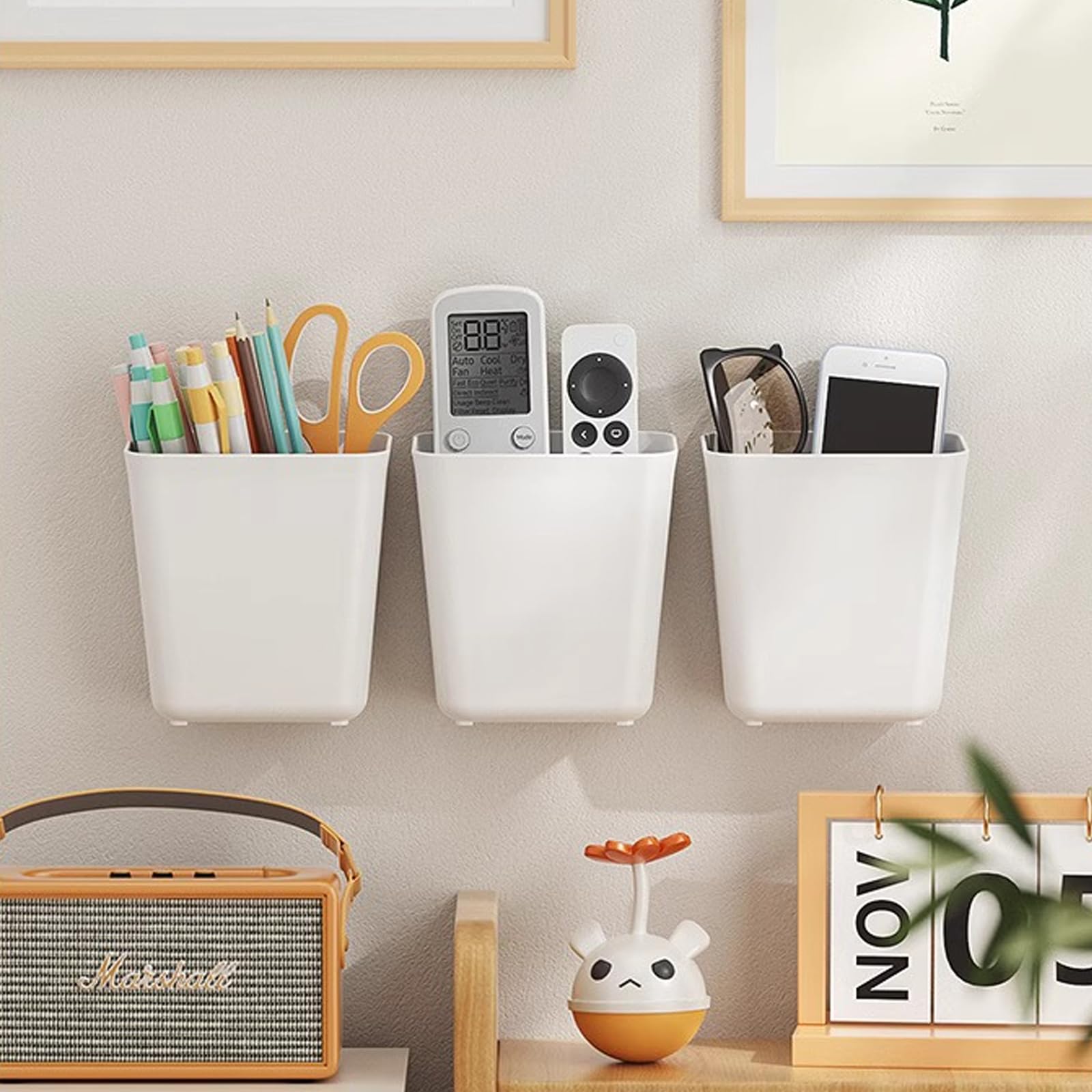 Senylanhxy fridge-side storage for small items keeps clutter down.