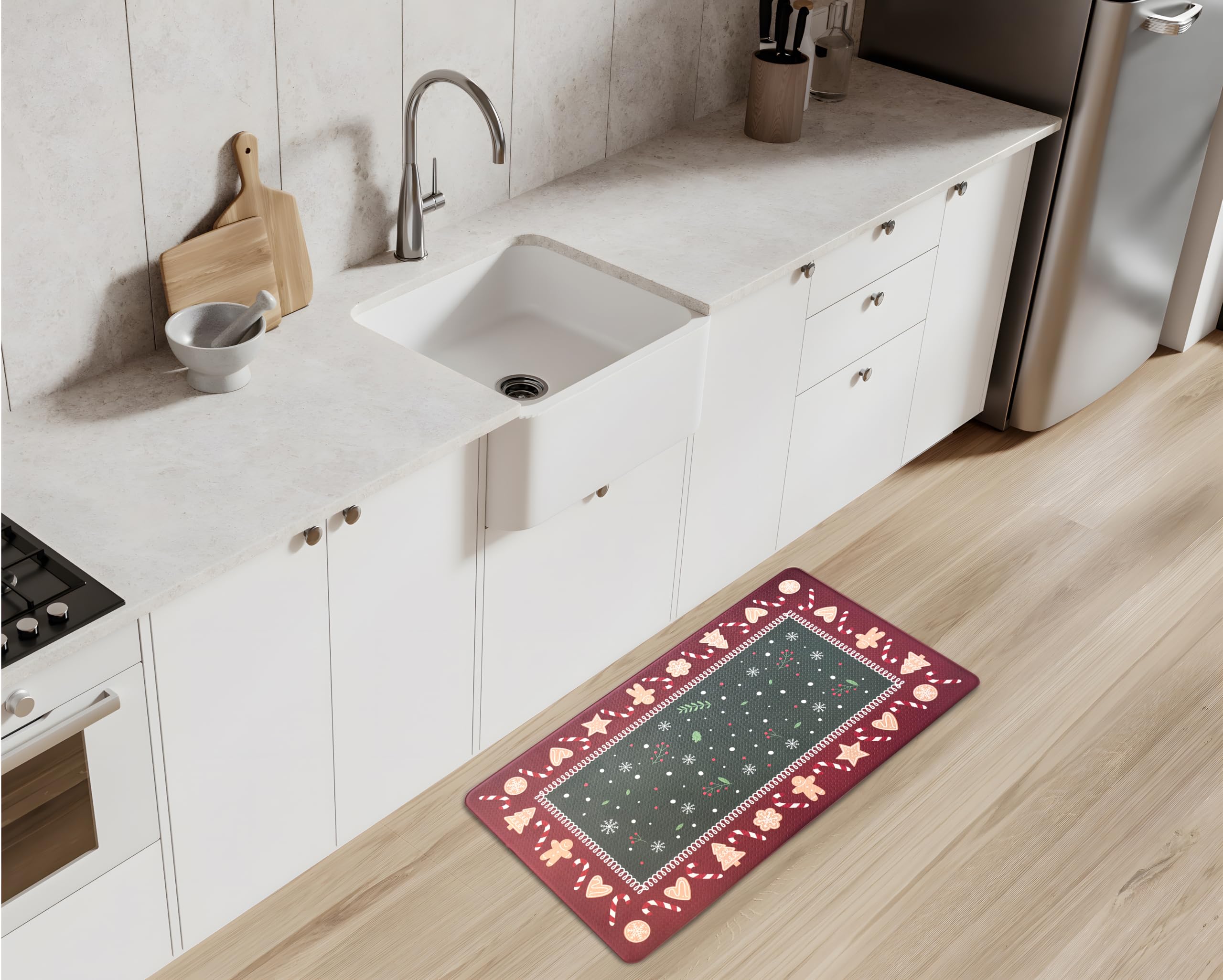 Serafina Home mat featuring a gingerbread border for festive charm.