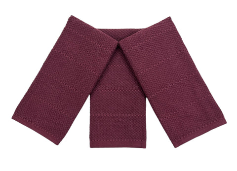 Serafina Home set of three towels provides coordinated color and reliable absorption.