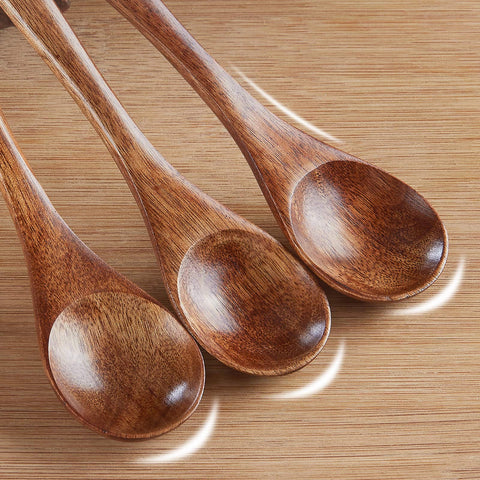 Sevensun honey-dipping spoon with a smooth finish for easy serving.