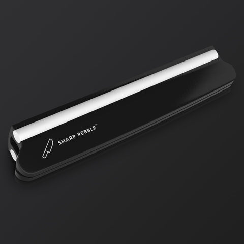 Sharp Pebble angle guide ceramic layer protects the sharpening stone during use.