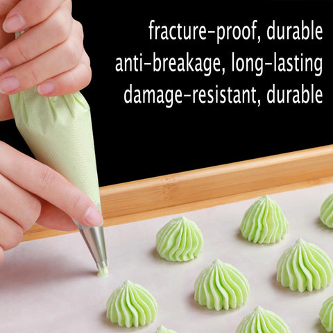 SHENGWANGYANGLUO mint-green kit supports cupcake and cake icing projects.