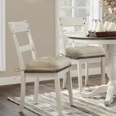 Shinnwa cushions suit dining rooms, living rooms, and home offices.