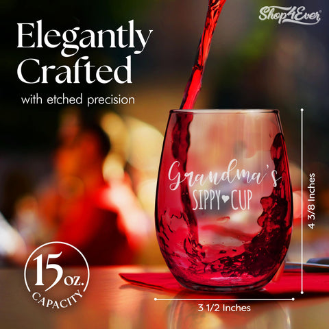 Shop4ever Grandmas Sippy Cup engraving detail highlights precision and crystal-clear finish.