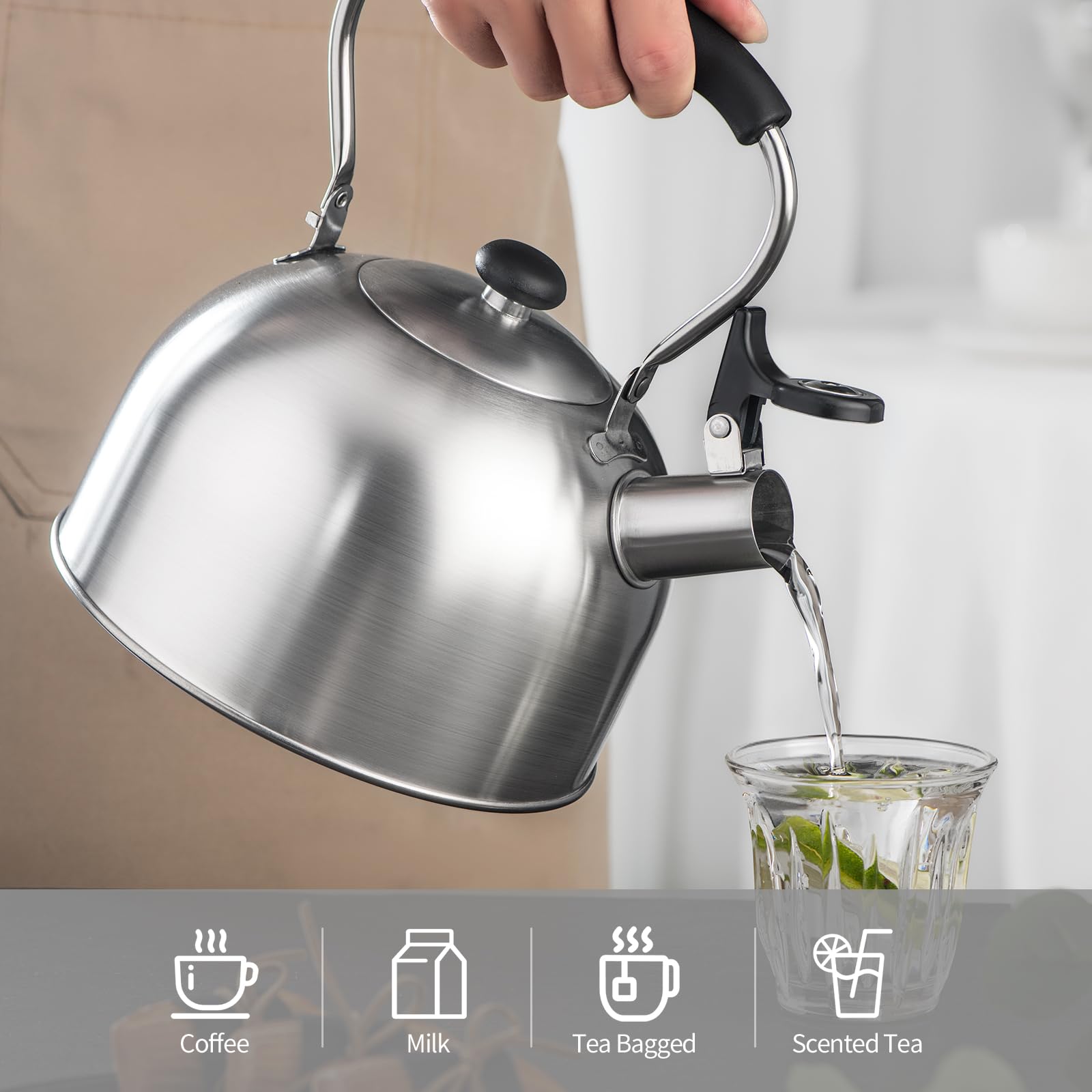 Shoxil 2.64-quart capacity serves multiple cups.