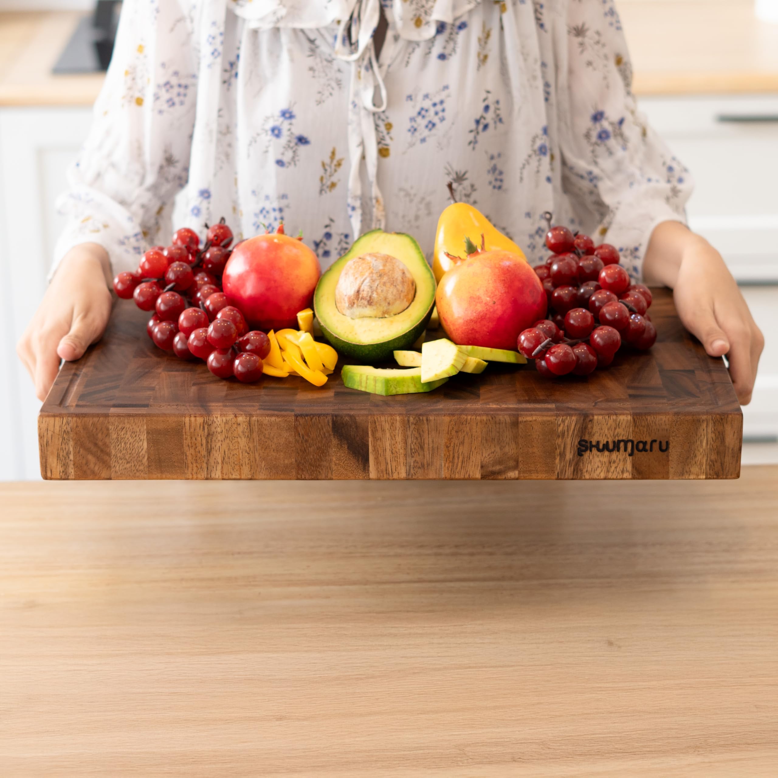 SHUMARU non-porous surface resists staining with daily kitchen use