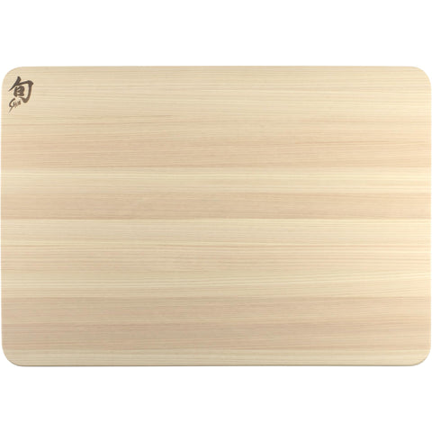 Shun Hinoki cutting board large surface ideal for generous prep