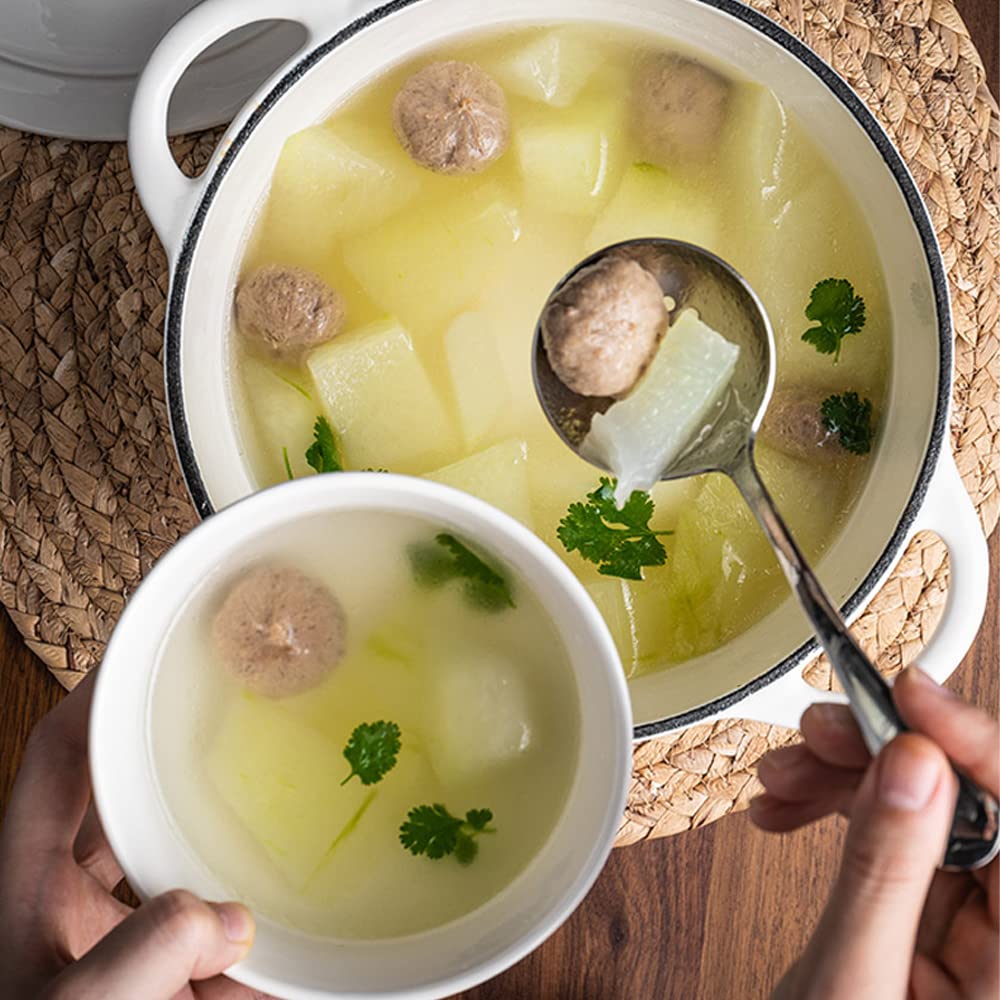 SIAIQIANG ladle ideal for gravies, soups, and sauces.
