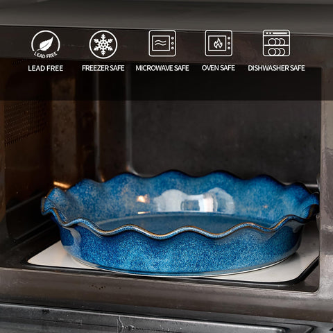 SIDUCAL pie pan with fluted edge provides secure grip during transfers.