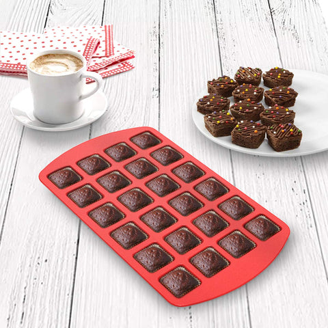 SILIVO brownie pan 24 cavities, 1.5-inch each, ideal for portion-controlled bites.