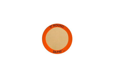 Silpat round 9-inch baking mat offers non-stick release for round cakes.