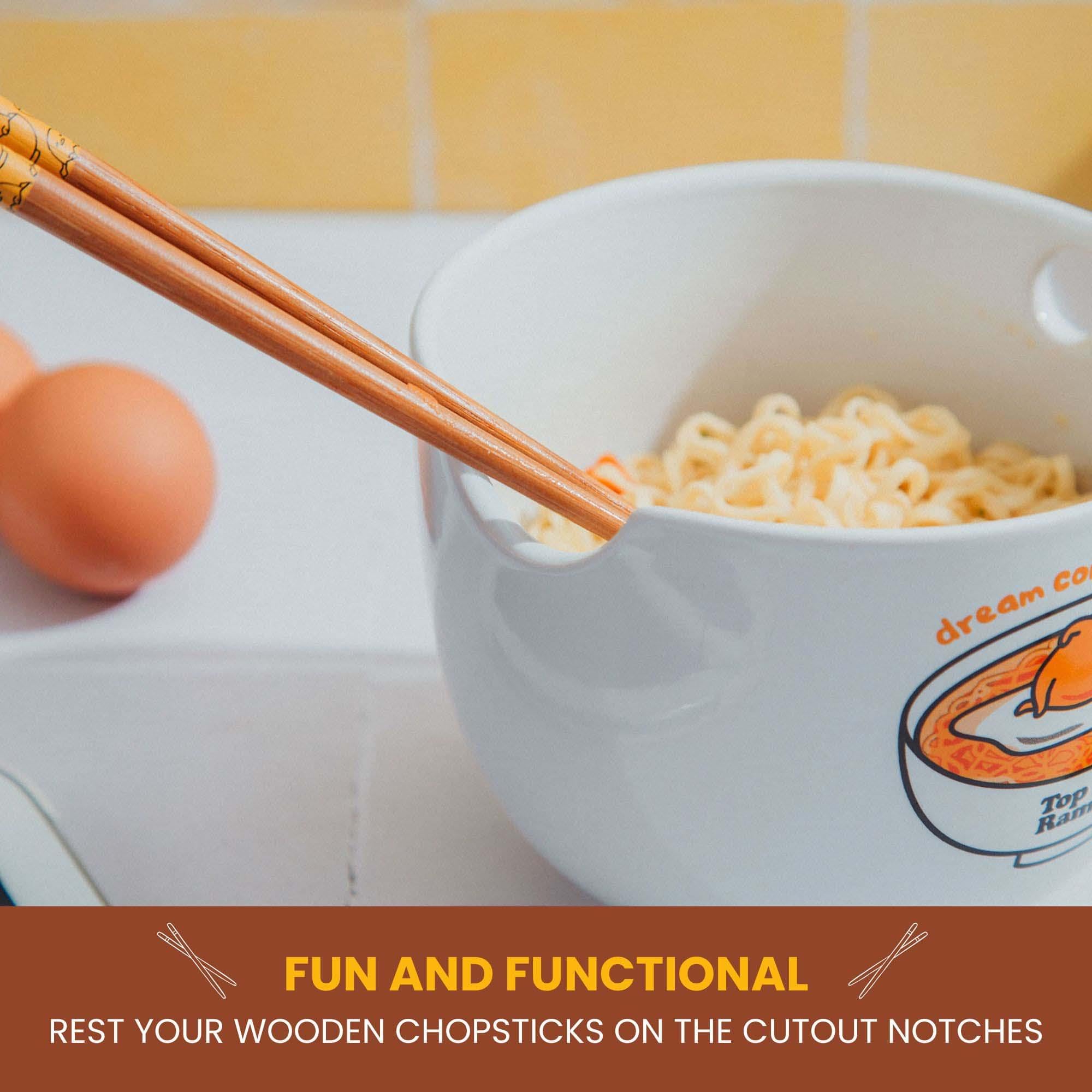 BPA-free ceramic from Silver Buffalo ensures durable, microwave-friendly use