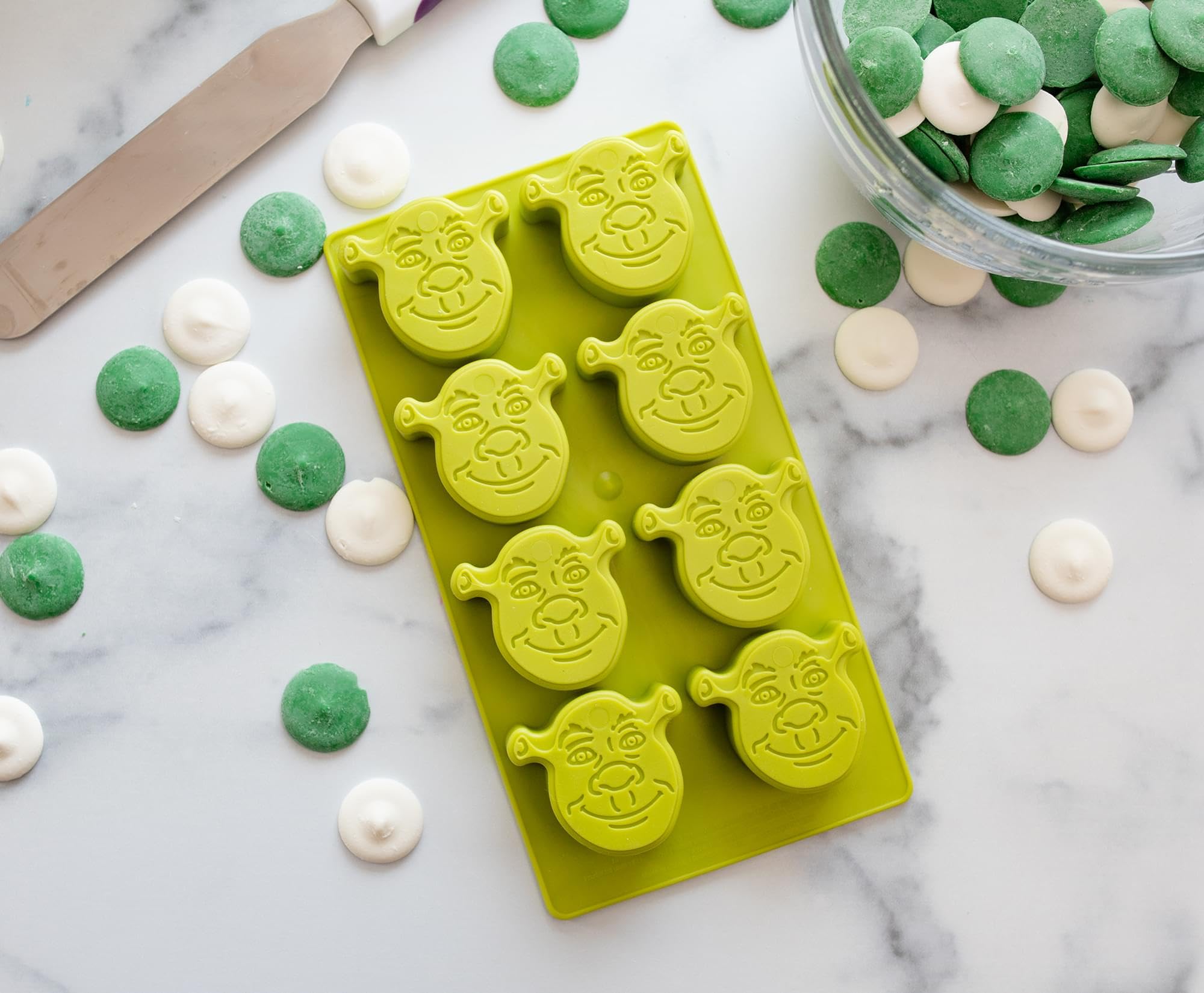 Flexible BPA-free silicone tray ready for freezer use and easy release.