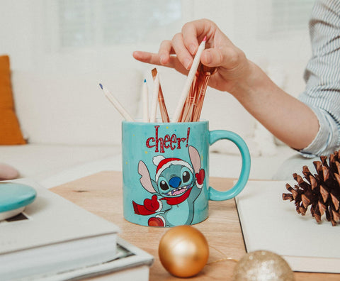 Dishwasher and microwave safe for easy care and reheating.