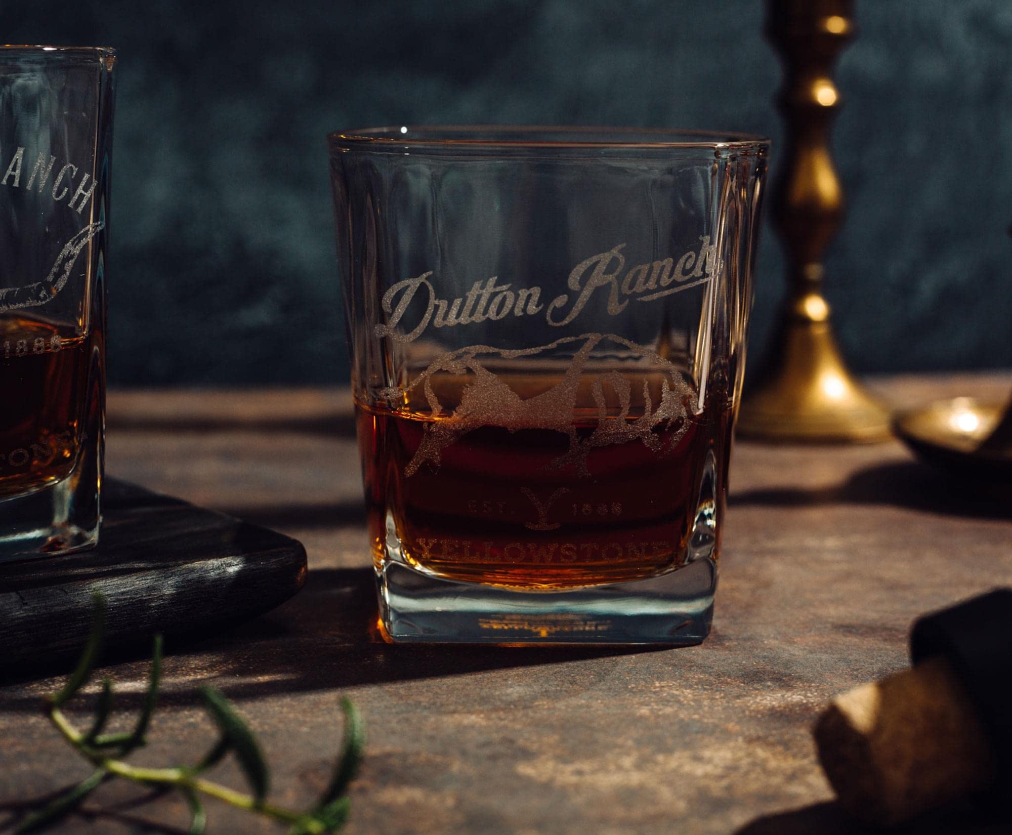 Silver Buffalo Dutton Ranch 9-ounce capacity shown on bar counter.
