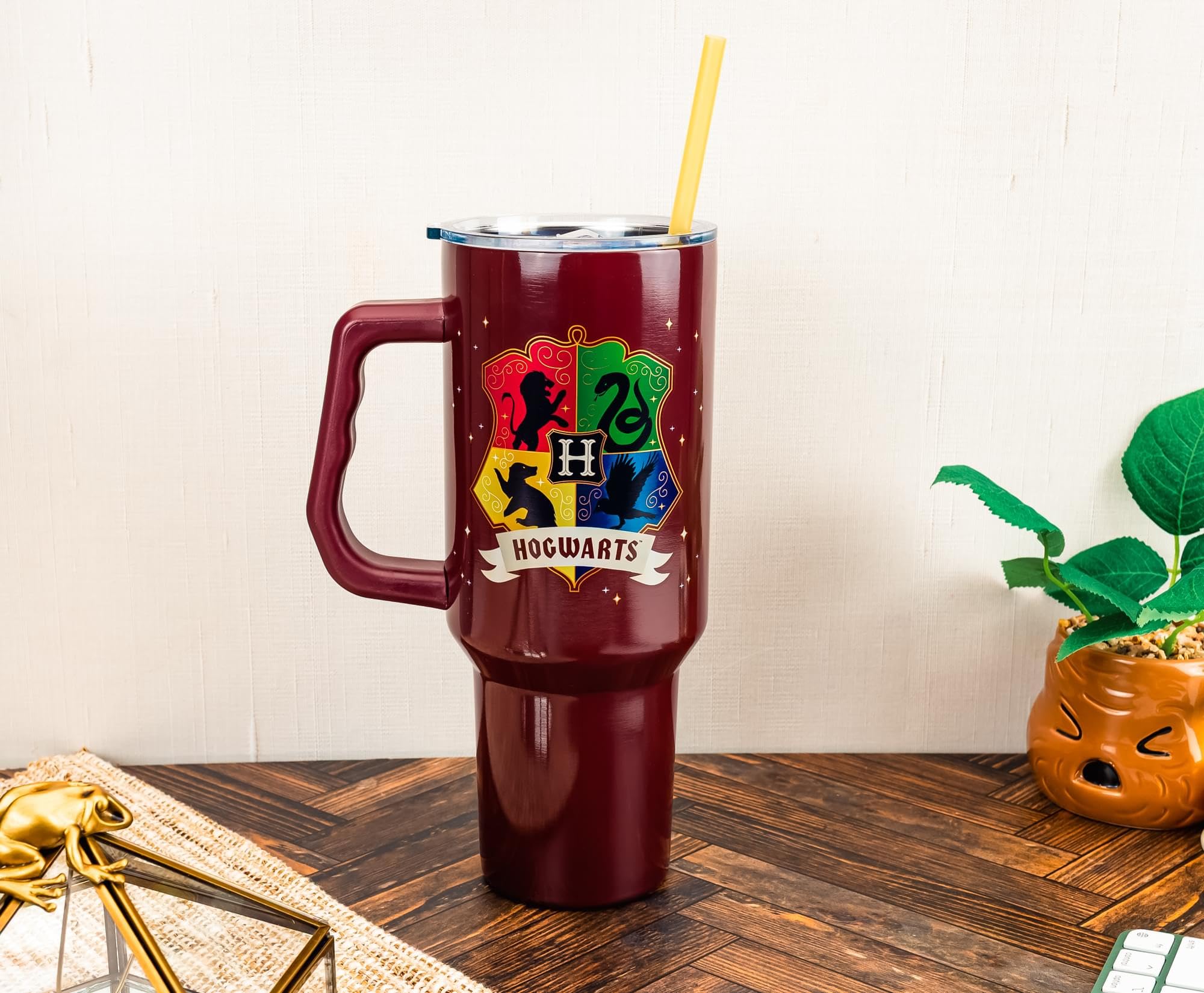 Silver Buffalo Harry Potter tumbler fits standard cup holders for easy transport