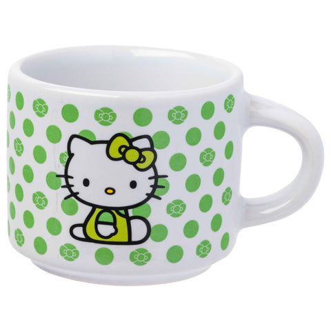 Durable ceramic construction suitable for hot beverages.