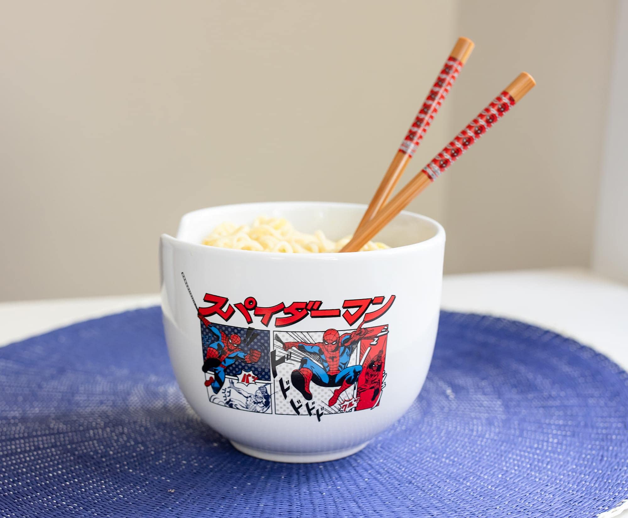 Wide-mouth ceramic bowl by Silver Buffalo, ideal for noodles and rice.