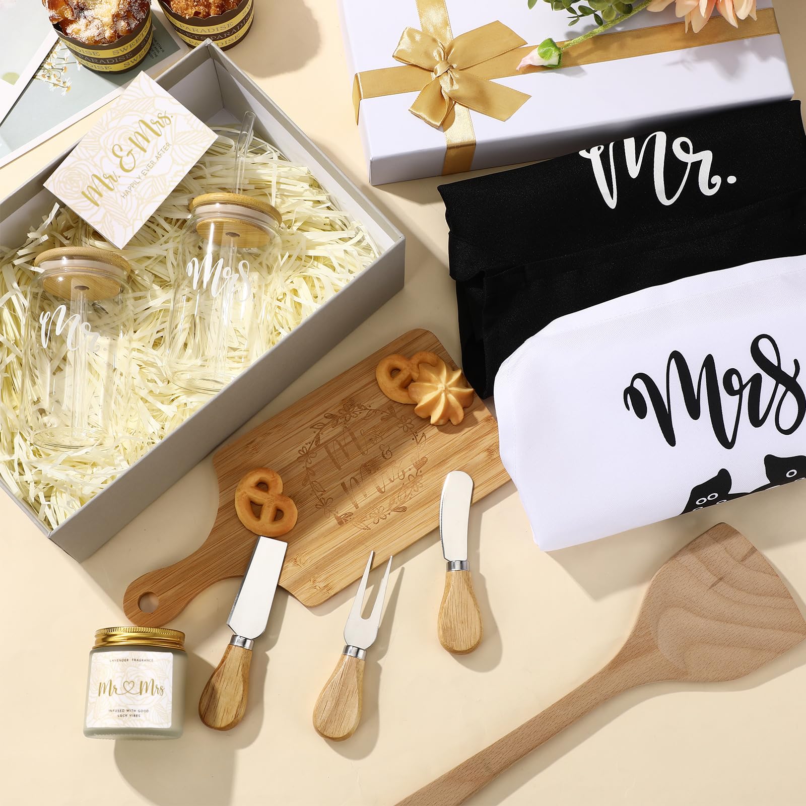 Singhoow gift box with card and raffia ready for gifting.