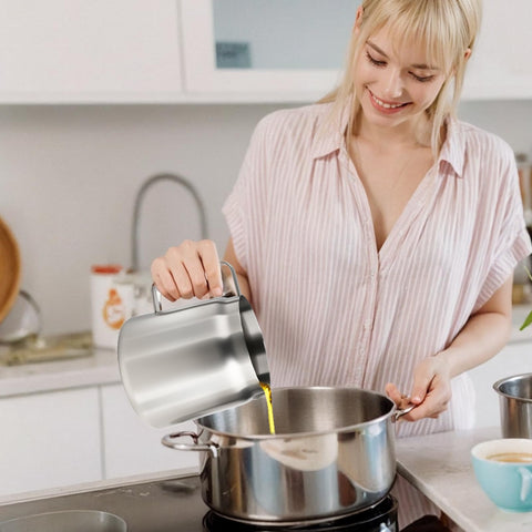 SINYWAY 2L pot suits kitchen or camping adventures.