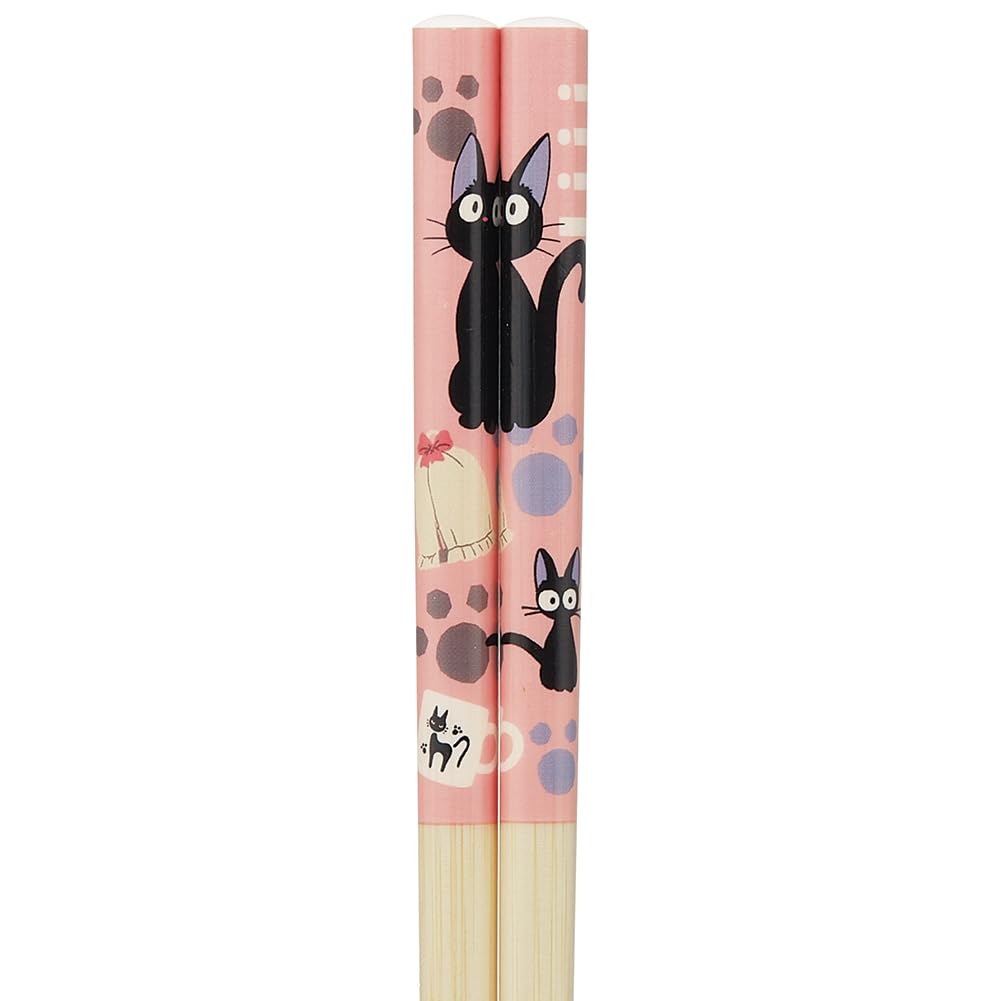 Skater ANT4 Kiki's Delivery Service design chopsticks add whimsical meal charm.