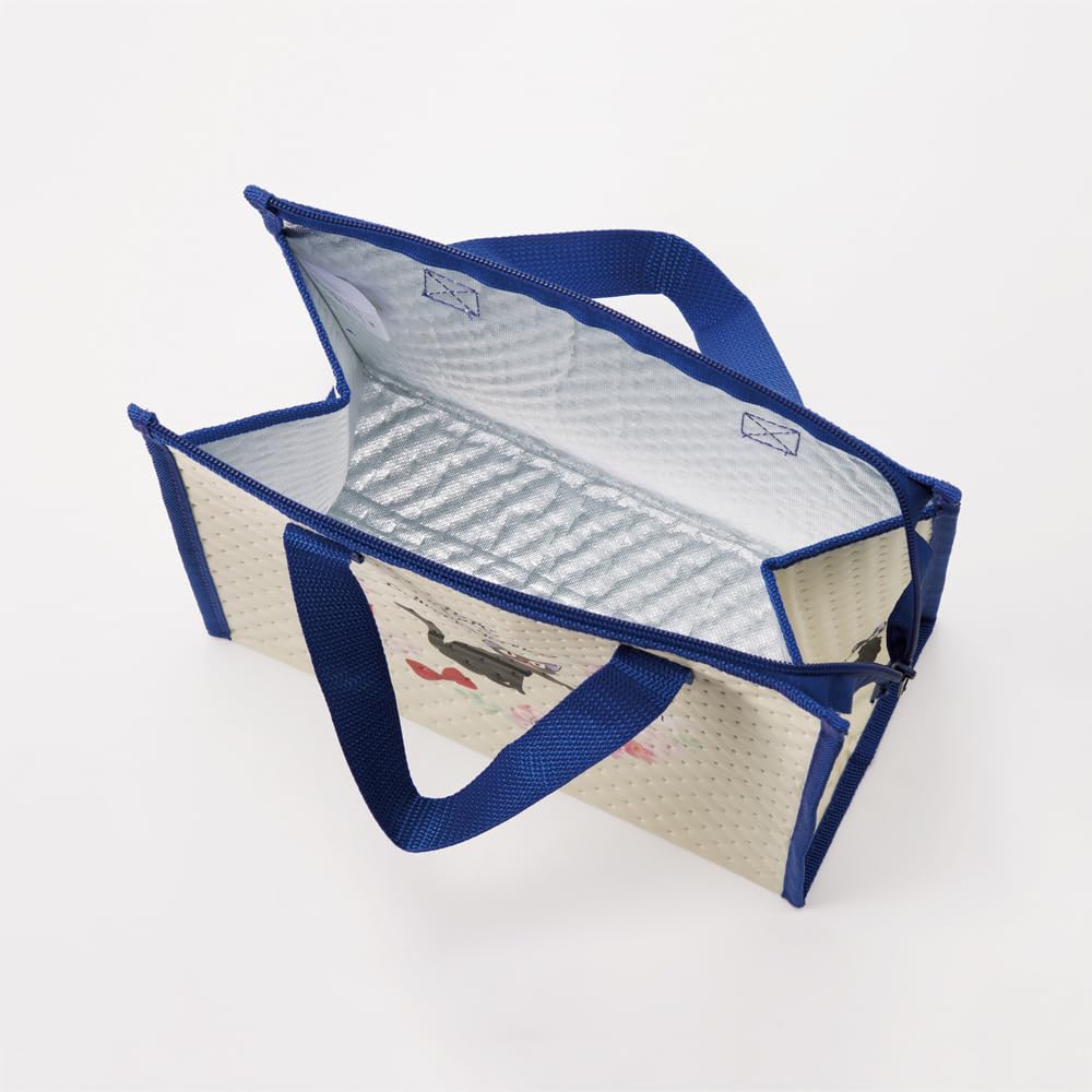 Skater FBC1-A lunch bag interior with vapor-deposited aluminum for insulation