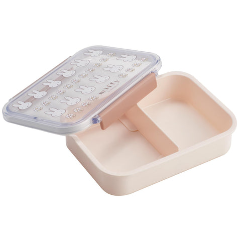 Skater PM4CA-A two-compartment interior helps keep foods neatly separated