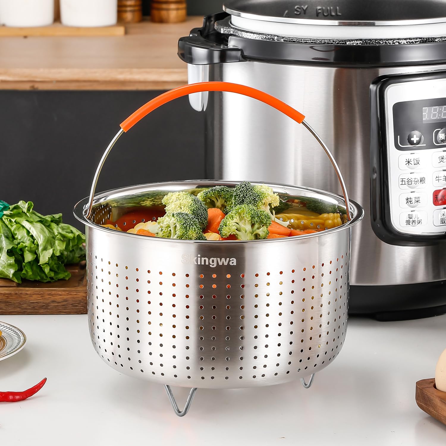 Skingwa steamer basket three-sizes option shows versatile pot compatibility.