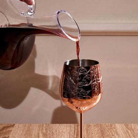 Sky Fish 17oz goblet provides generous pours for toasts and dinners.