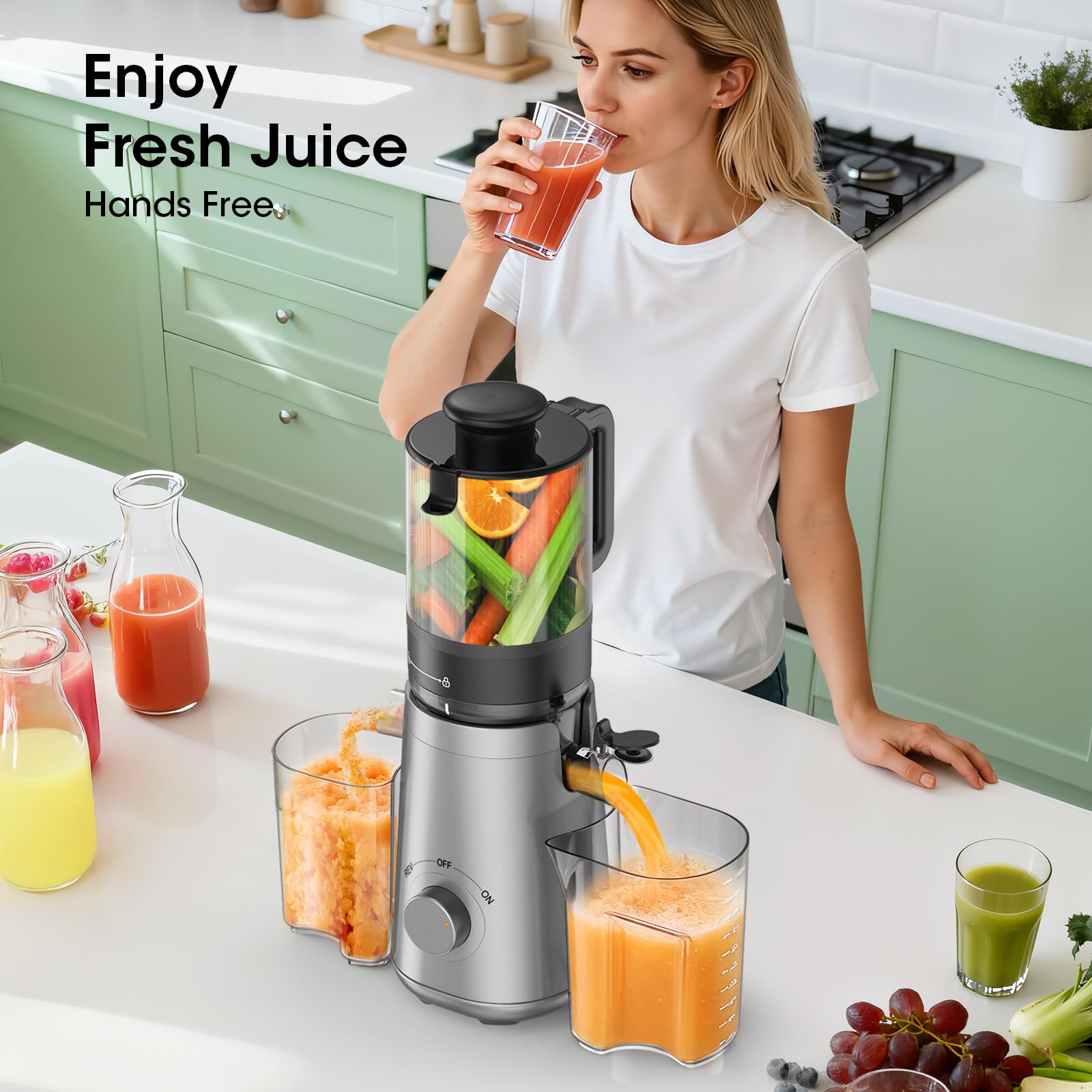 Smallhoo juicer processing whole fruits and vegetables for convenient juicing
