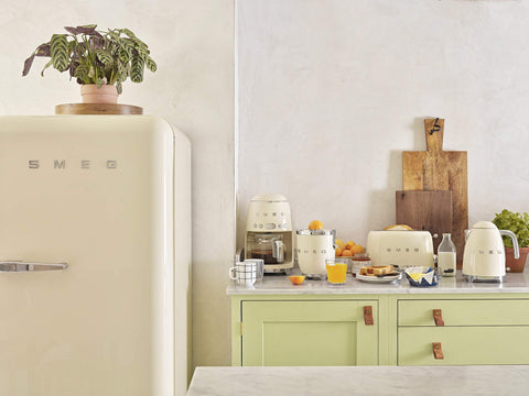Smeg 50's retro coffee machine anti-drip feature keeping counters clean